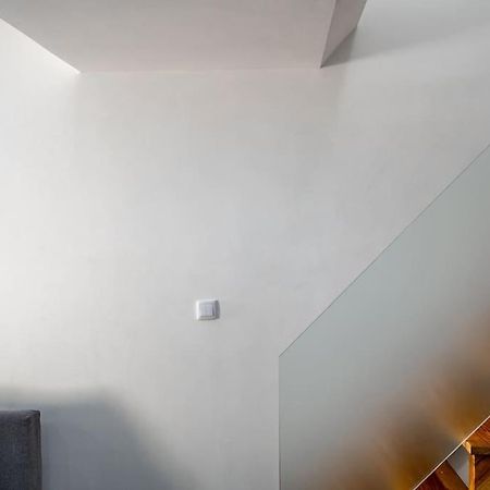 Cozy Ground Floor Studio With Ac And Loft Bedroom Lisboa 外观 照片