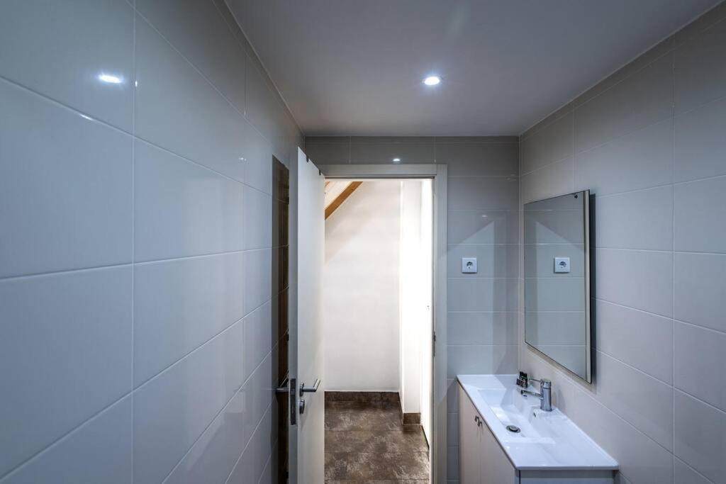 Cozy Ground Floor Studio With Ac And Loft Bedroom Lisboa 外观 照片
