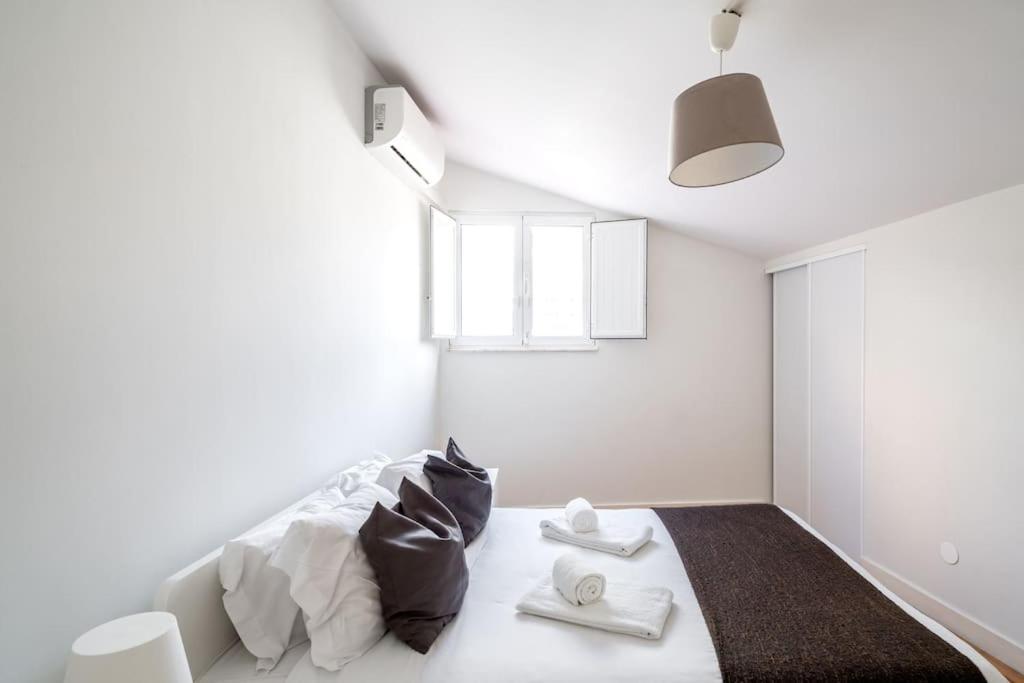 Cozy Ground Floor Studio With Ac And Loft Bedroom Lisboa 外观 照片