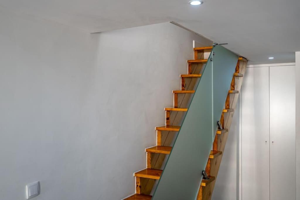 Cozy Ground Floor Studio With Ac And Loft Bedroom Lisboa 外观 照片