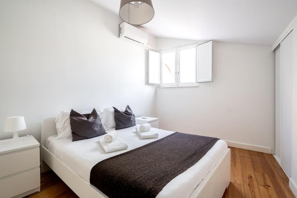 Cozy Ground Floor Studio With Ac And Loft Bedroom Lisboa 外观 照片